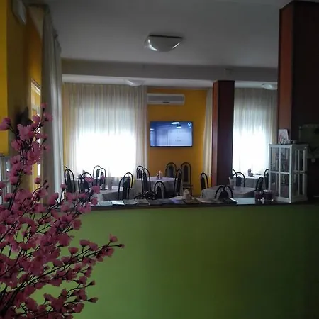 Taioli Meuble Готель Чезенатіко