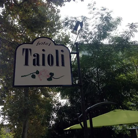 Готель Taioli Meuble Чезенатіко